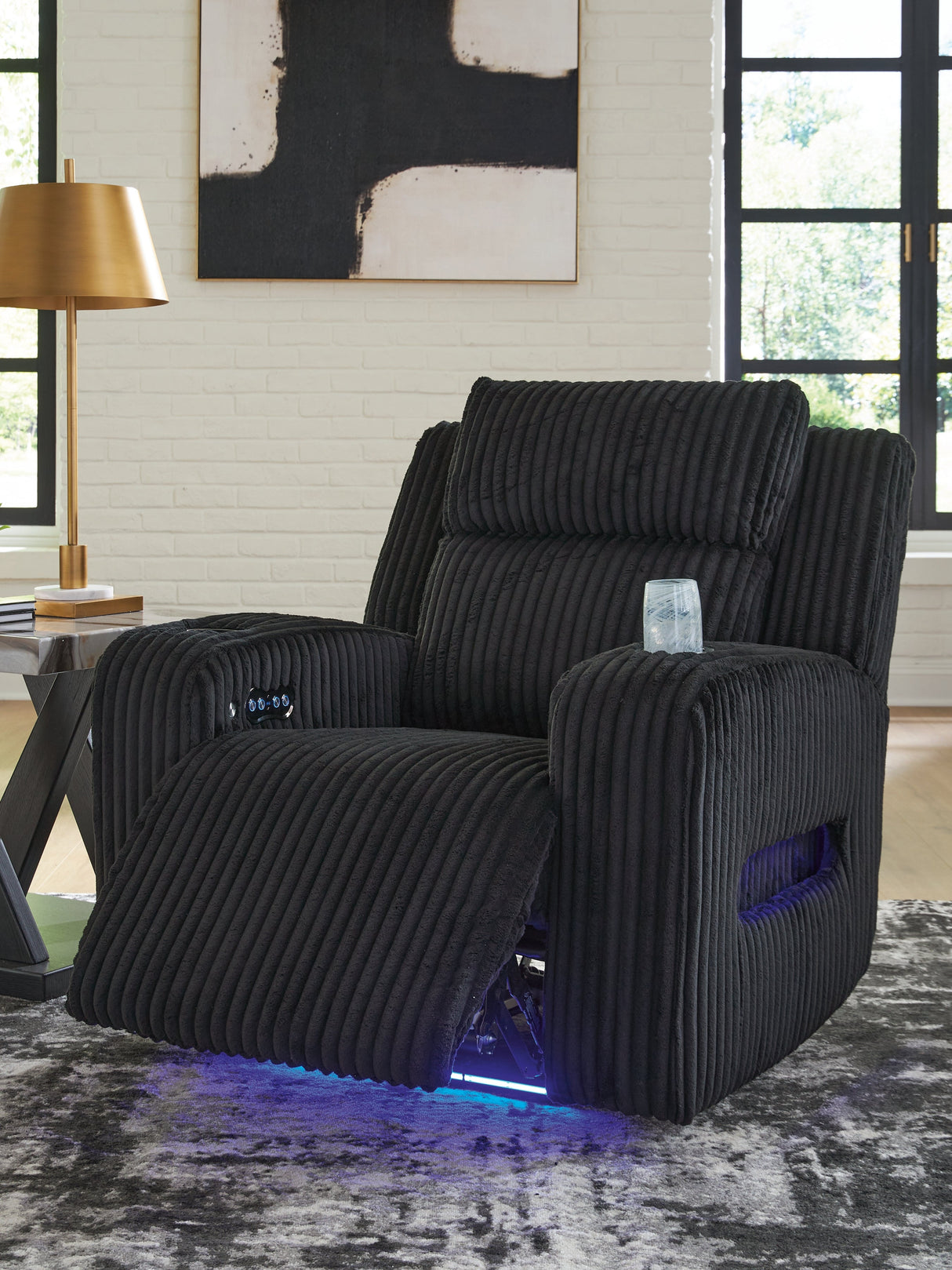 Forest Lake Black Power Recliner by Ashley at Eve Furniture
