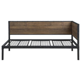 Getler Weathered Chestnut/Black Daybed