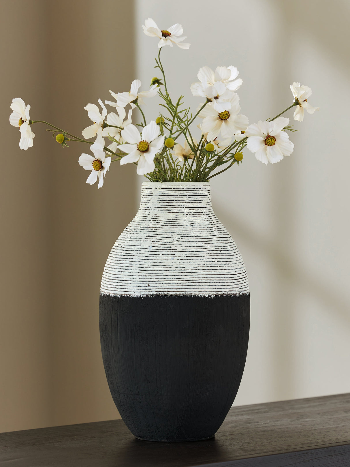 Girtha Antique White/Black Vase by ASHLEY FURNITURE at Eve Furniture