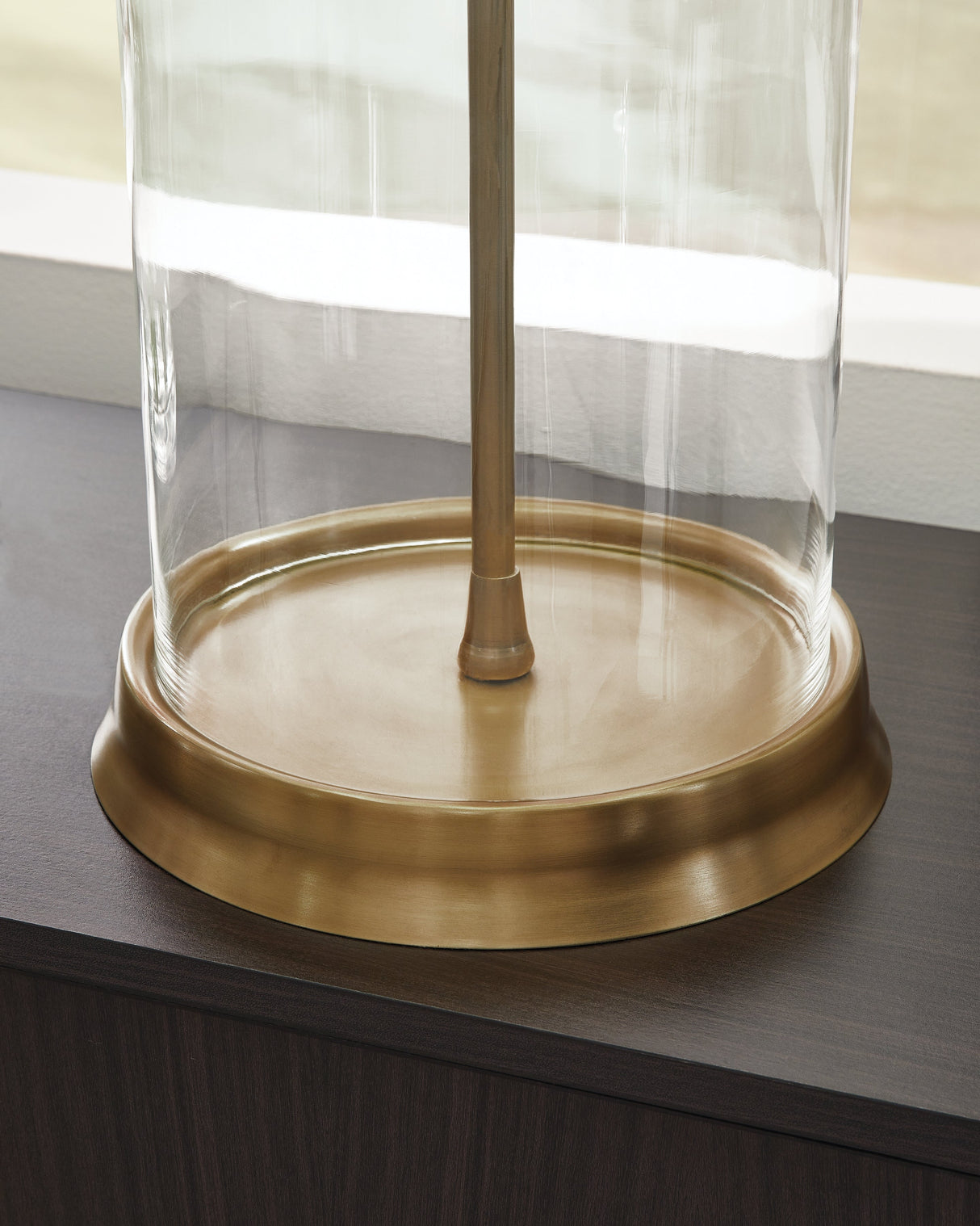 Gizeh Clear/Gold Finish Table Lamp by ASHLEY FURNITURE at Eve Furniture