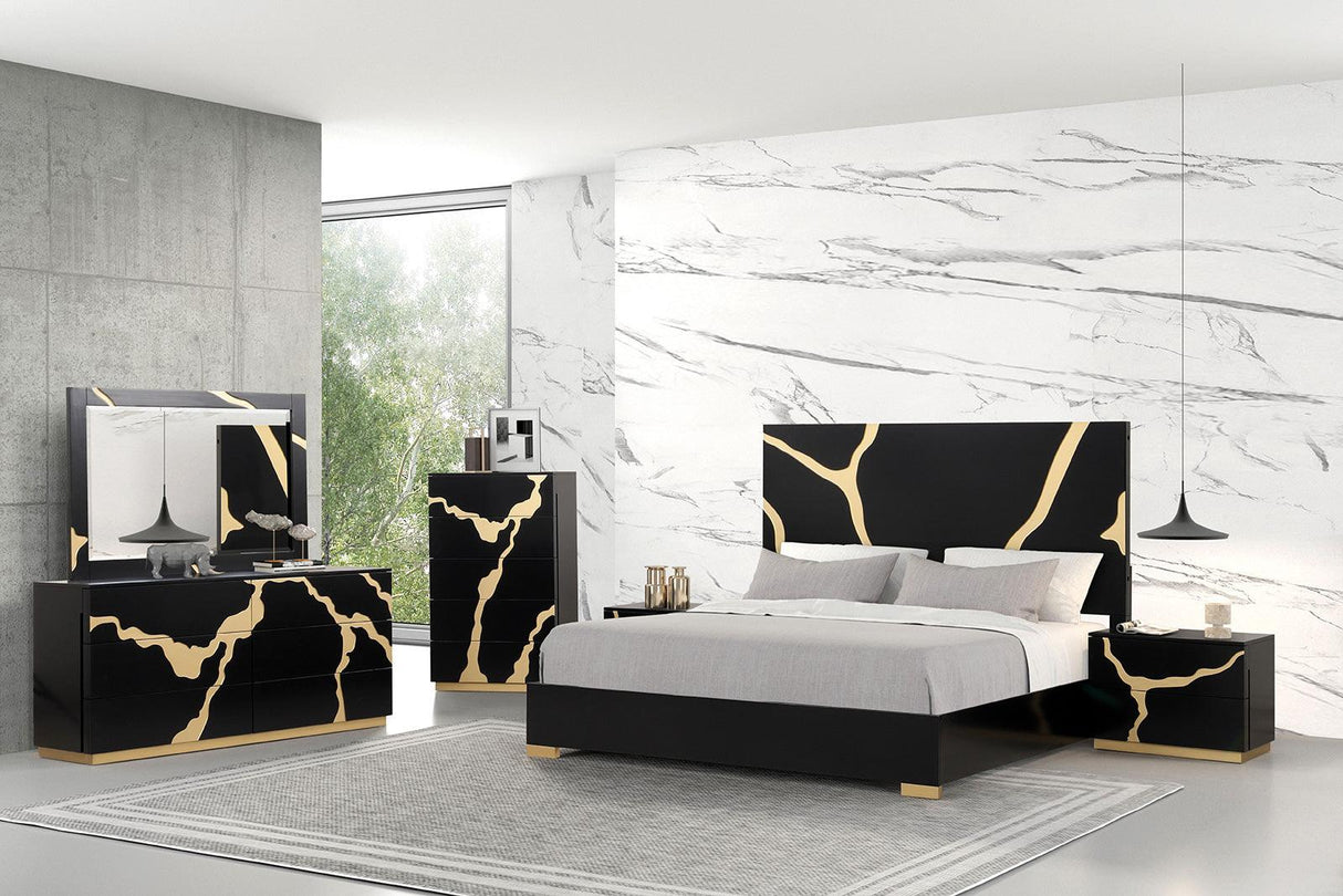 Goldsberg Black/Gold Queen Panel Bed by Furniture of America at Eve Furniture