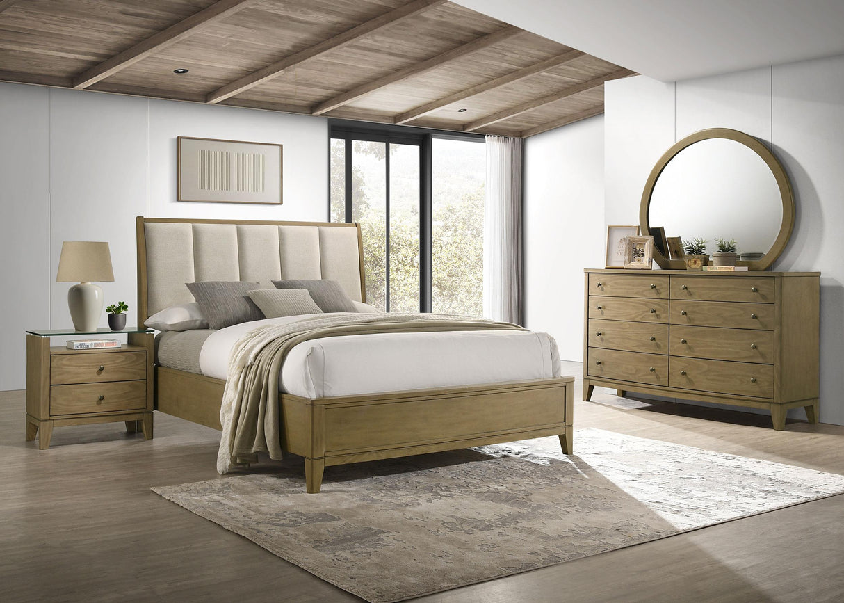 Granada Natural Pine 4-Piece Eastern King Bedroom Set