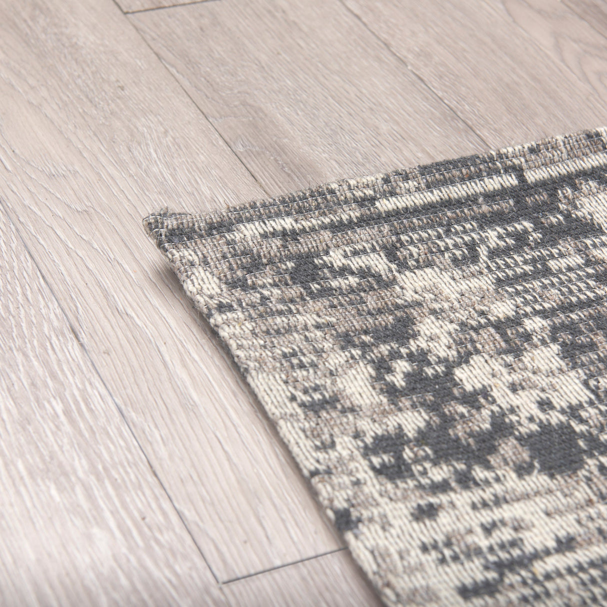Greyson 96.0L x 60.0W x 0.4H Gray Area Rug by Mercana at Eve Furniture
