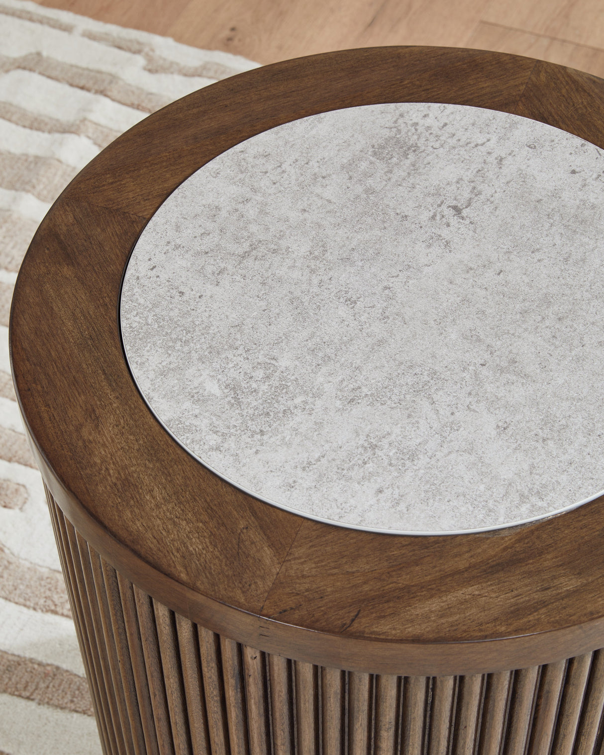 Hadonna Brown End Table by Ashley at Eve Furniture