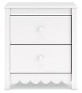 Hallityn White Nightstand