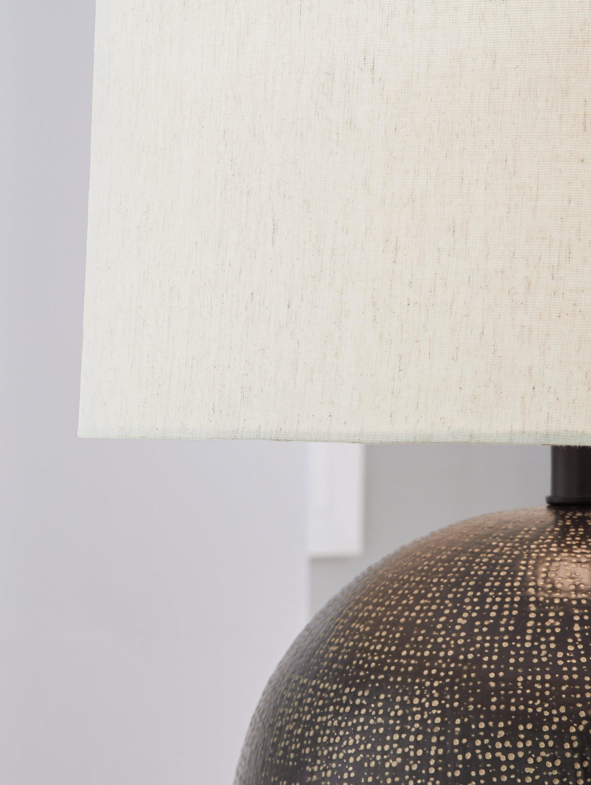 Hambell Black/Gold Finish Table Lamp by Ashley at Eve Furniture