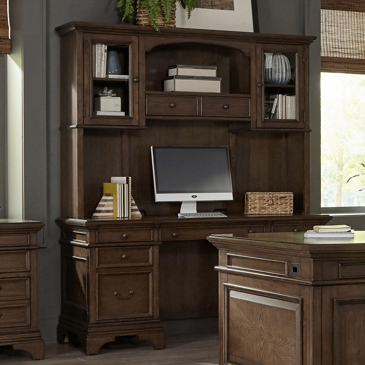 Hartshill Burnished Oak Credenza with Hutch