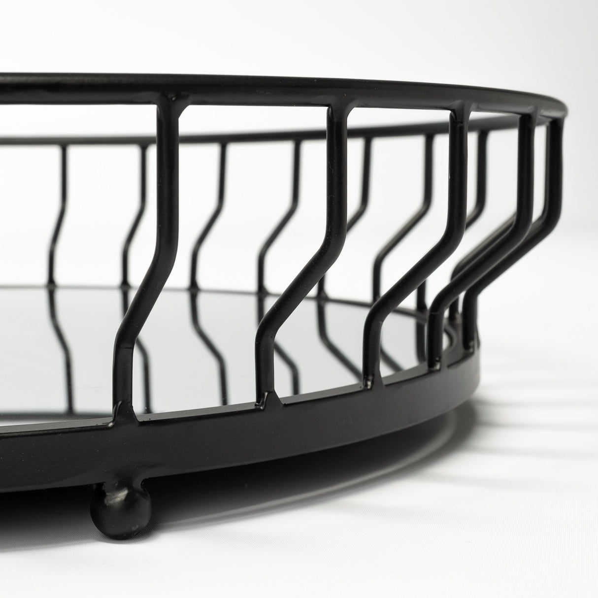 Helena Black Metal Mirrored Bottom Round Serving Tray by Mercana at Eve Furniture