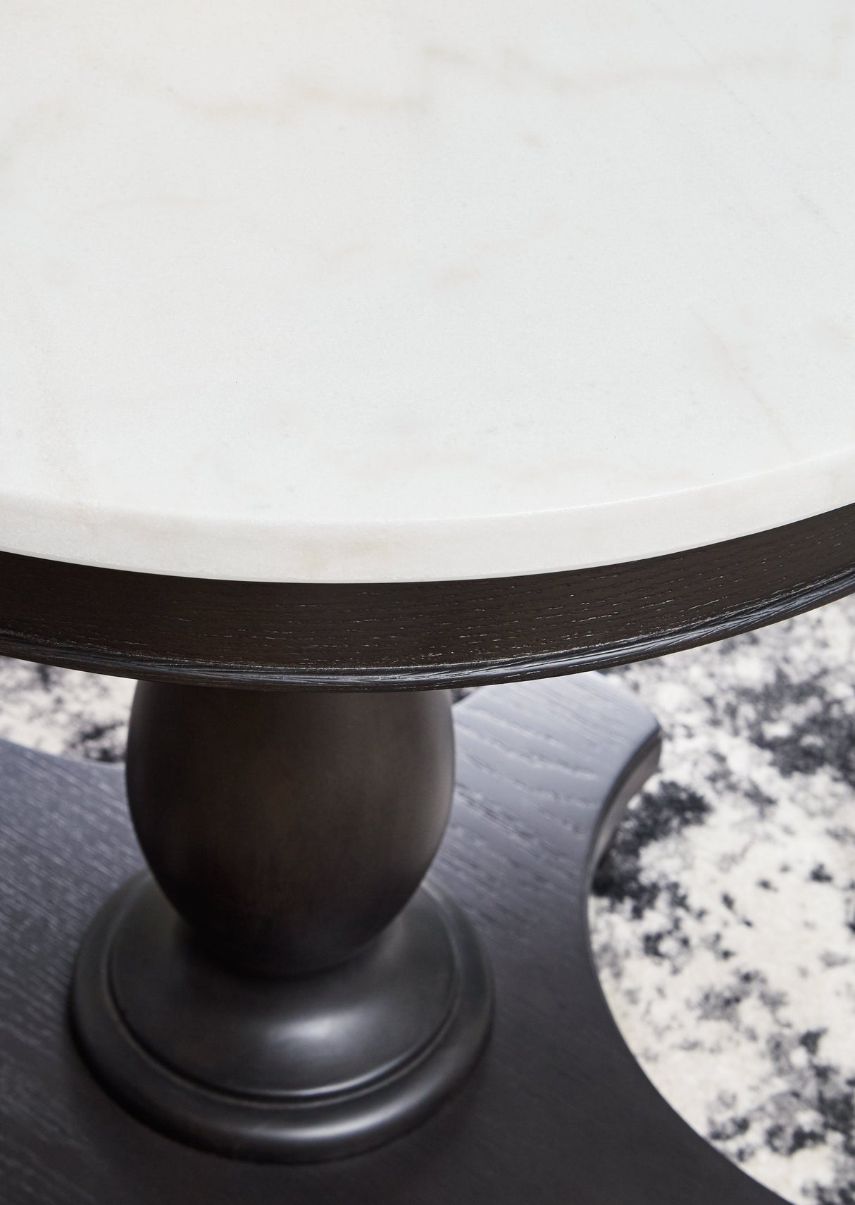 Henridge Black/White Accent Table