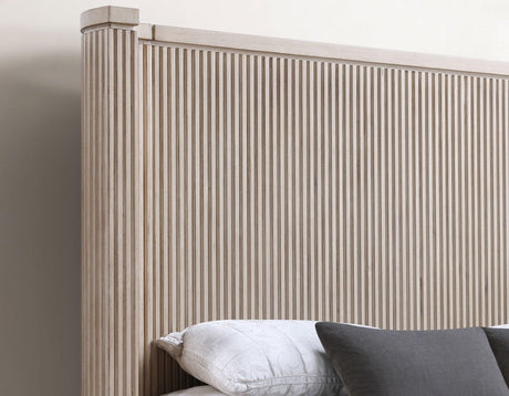 Henry Reeded Queen Bed, Tan Finish by Steve Silver at Eve Furniture