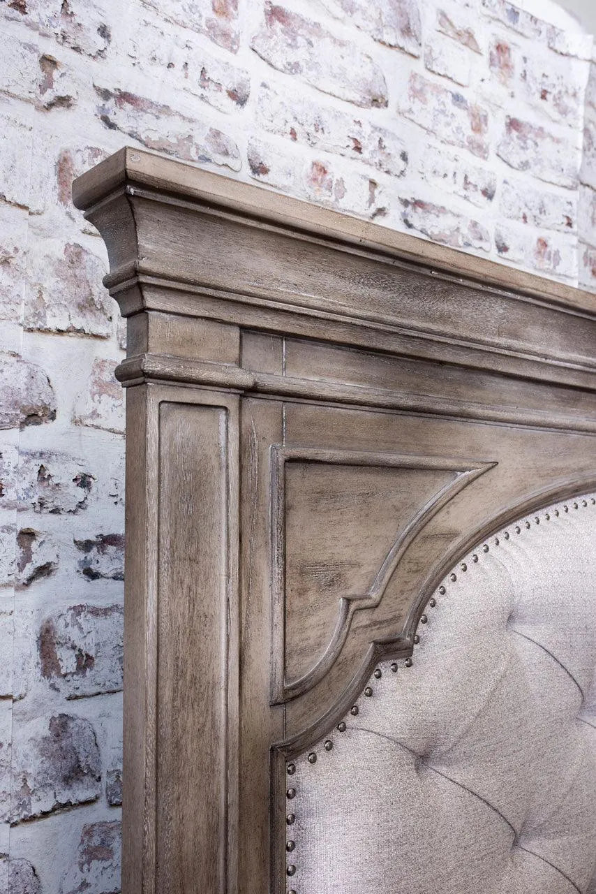 Highland Park King Bed, Waxed Driftwood by Steve Silver at Eve Furniture
