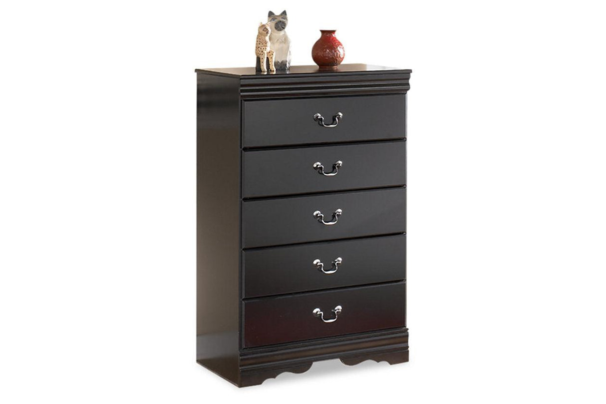 Huey Vineyard Black Chest of Drawers by Ashley at Eve Furniture