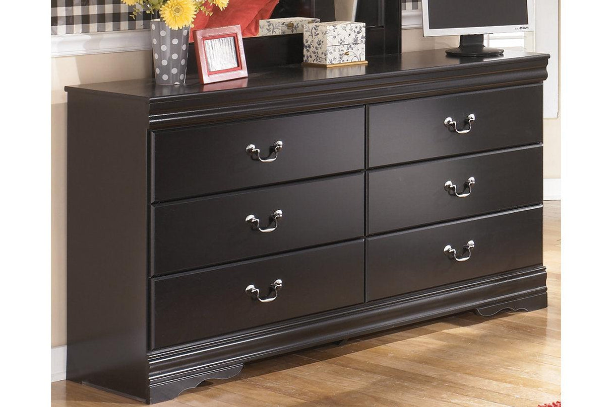 Huey Vineyard Black Dresser by Ashley at Eve Furniture