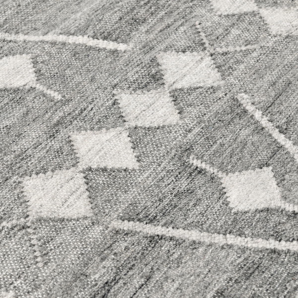 Indoor/Outdoor Oasis Gray Multi Rug by Classic Home at Eve Furniture