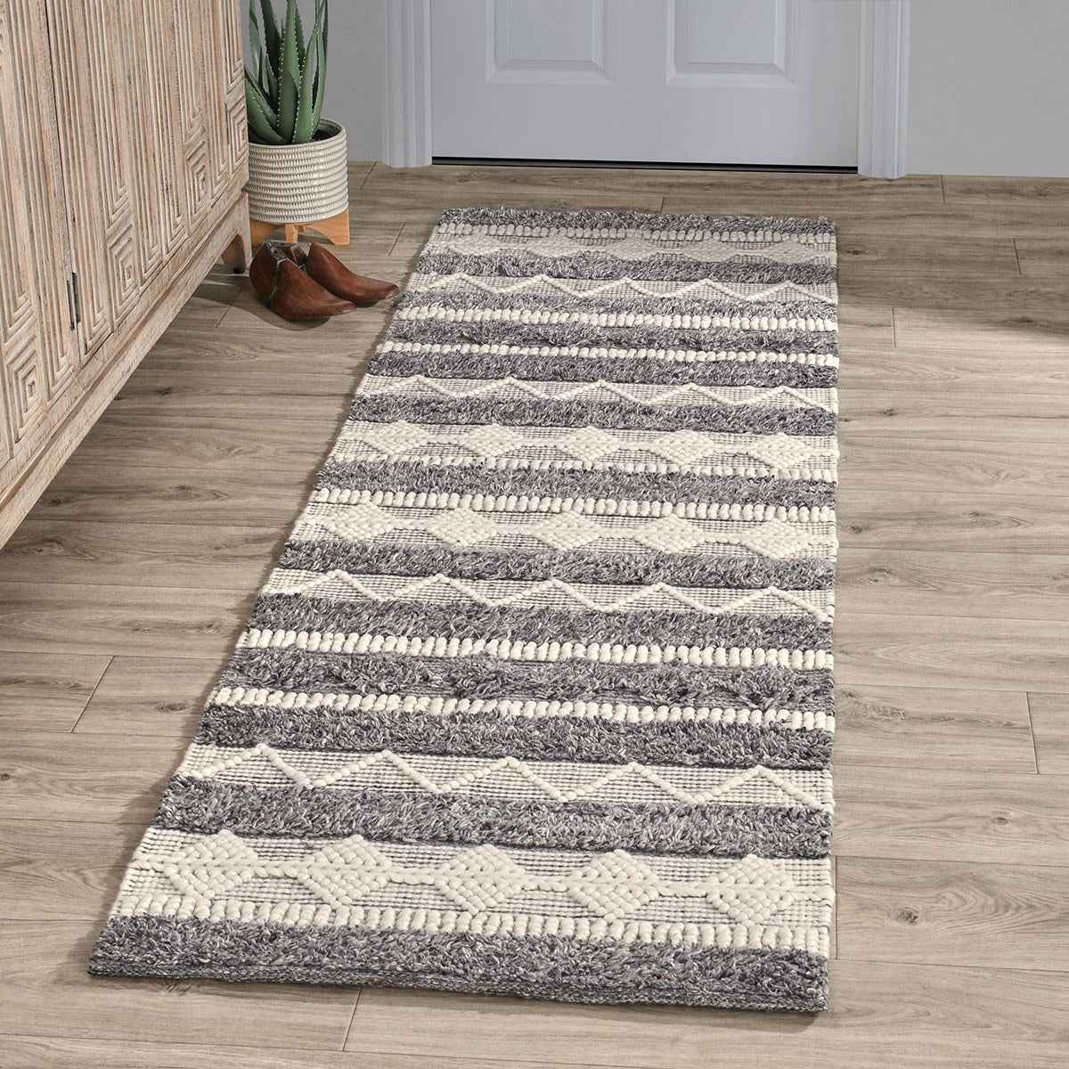 Indoor/Outdoor Tonopah Ivory Multi Rug by Classic Home at Eve Furniture