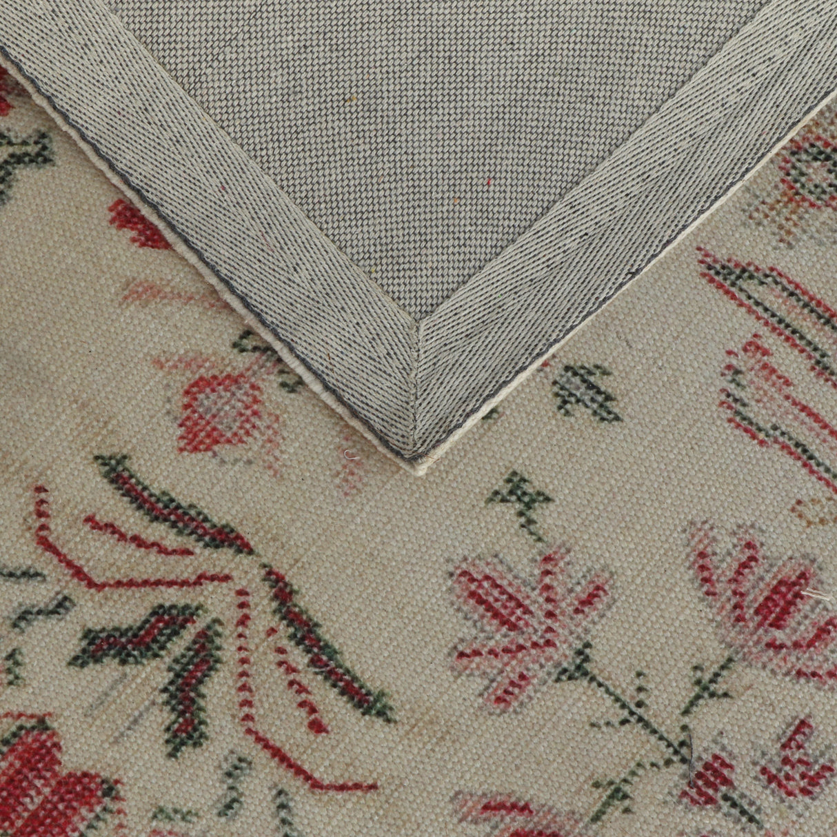 Jardin Hand Woven Wool Area Rug 5'X8' by TOV Furniture at Eve Furniture