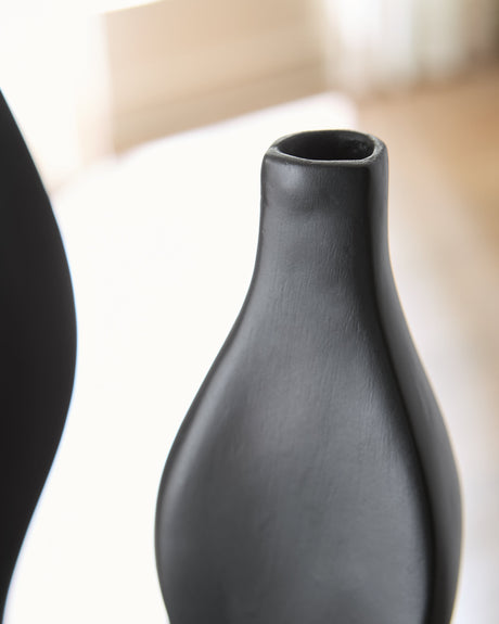 Judsen Black Vase by Ashley at Eve Furniture
