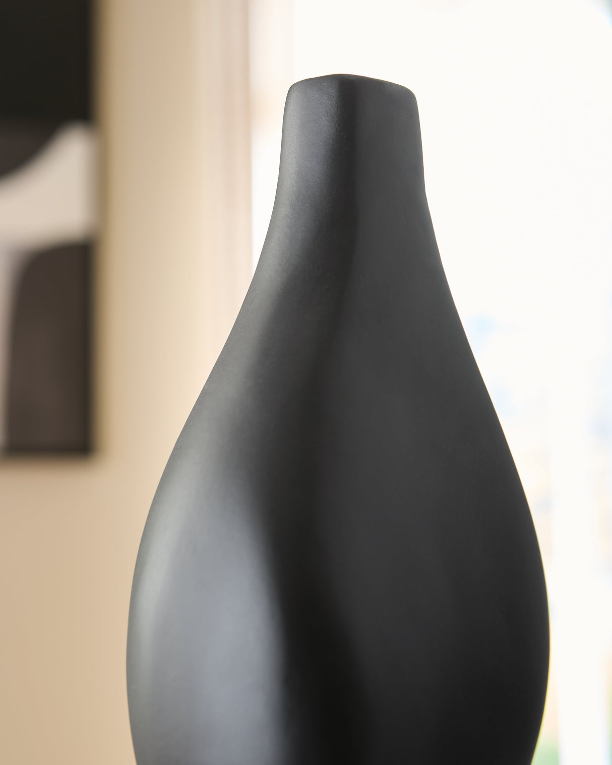 Judsen Black Vase by ASHLEY FURNITURE at Eve Furniture