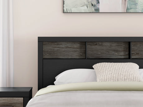 Kendanport Brown/White Upholstered Bedroom Set features elegant upholstered details, a stylish brown and white finish, and modern craftsmanship, perfect for creating a sophisticated bedroom retreat. by Ashley at Eve Furniture