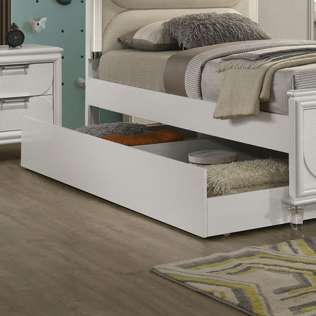 Lareina Pearl White Full Bed by Furniture of America at Eve Furniture