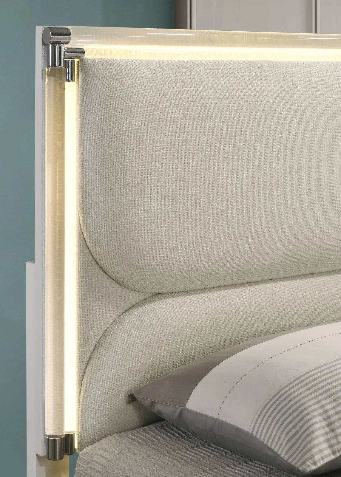 Lareina Pearl White Twin Bed by Furniture of America at Eve Furniture