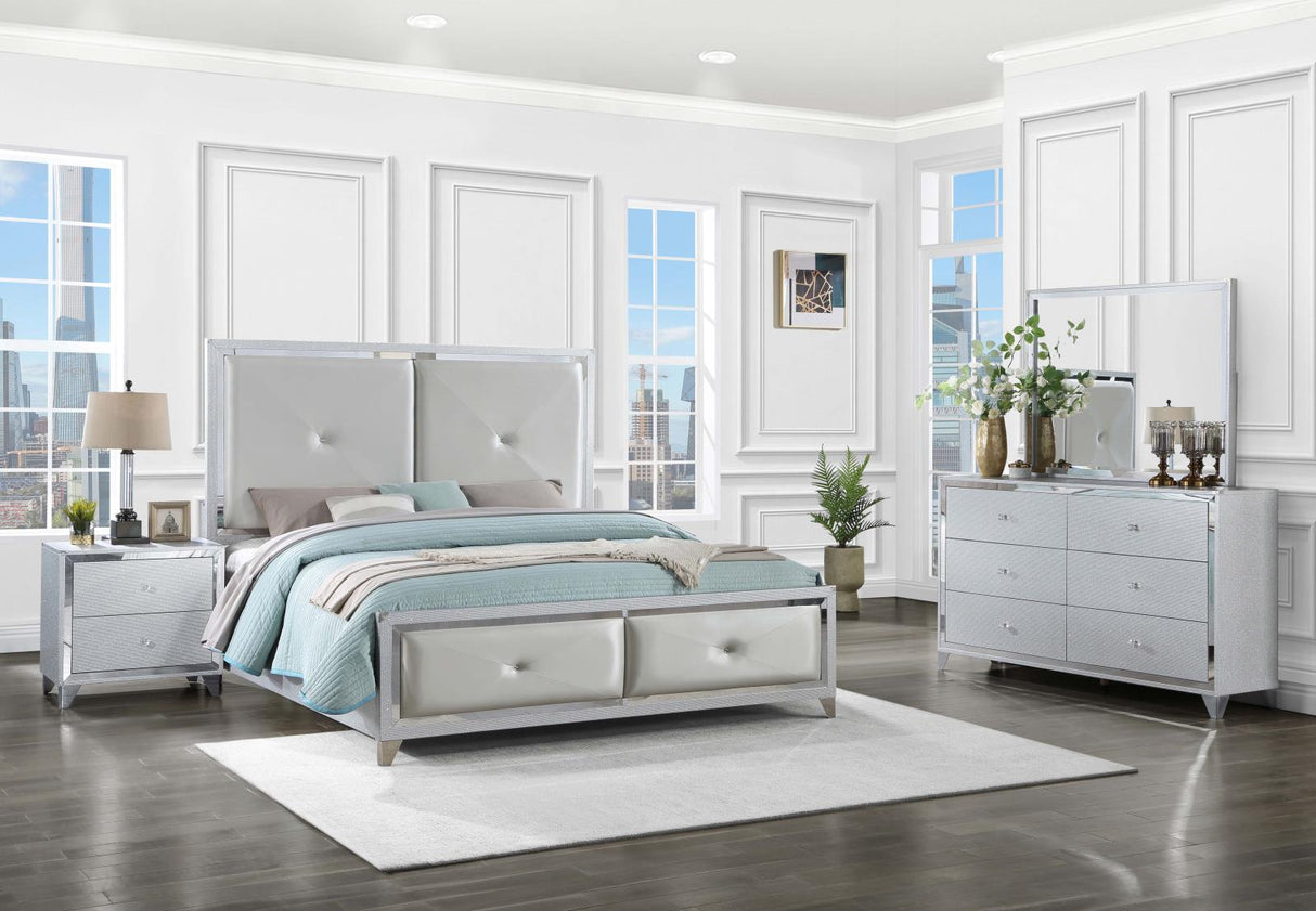 Larue Silver 4-Piece Tufted Queen Bedroom Set