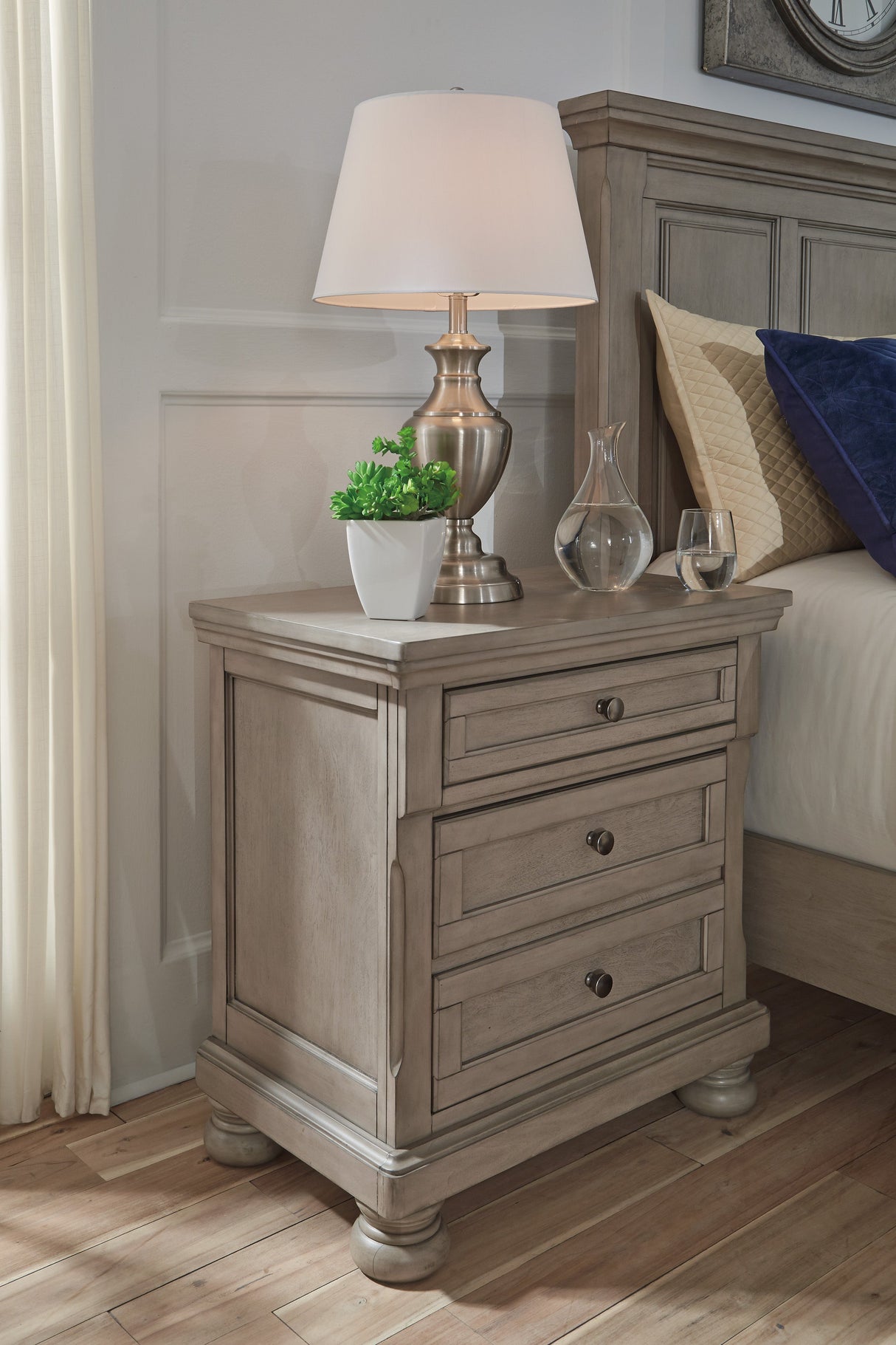 Lettner Light Gray Panel Bedroom Set by Ashley at Eve Furniture