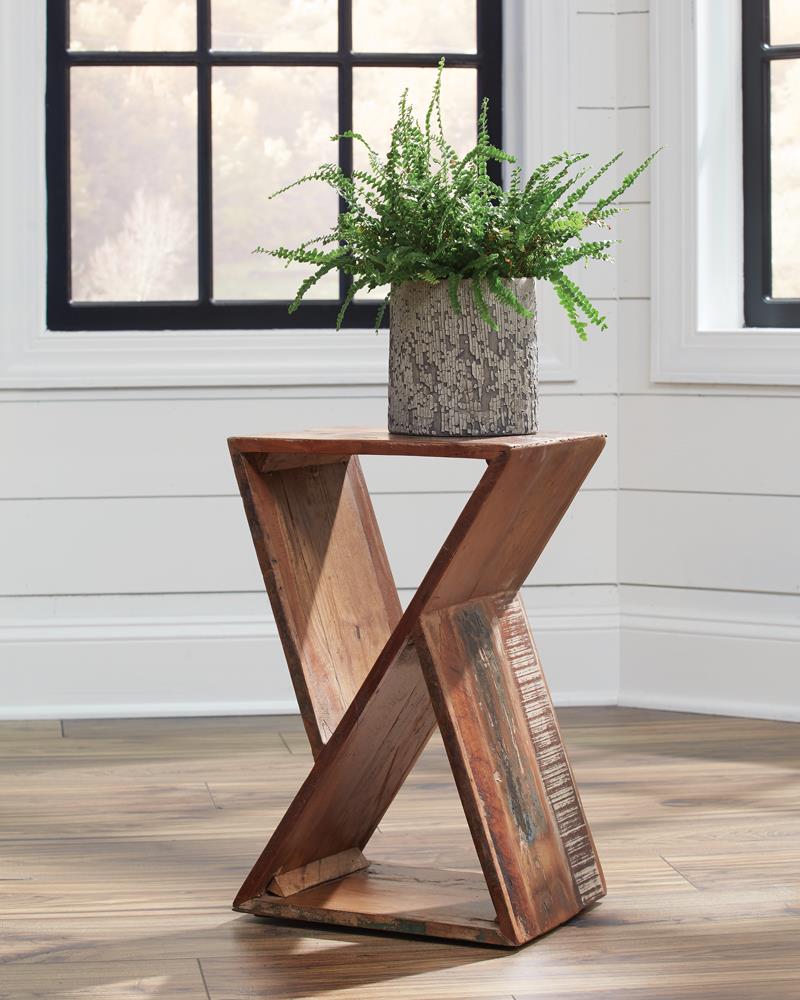 Lily Natural Geometric Accent Table