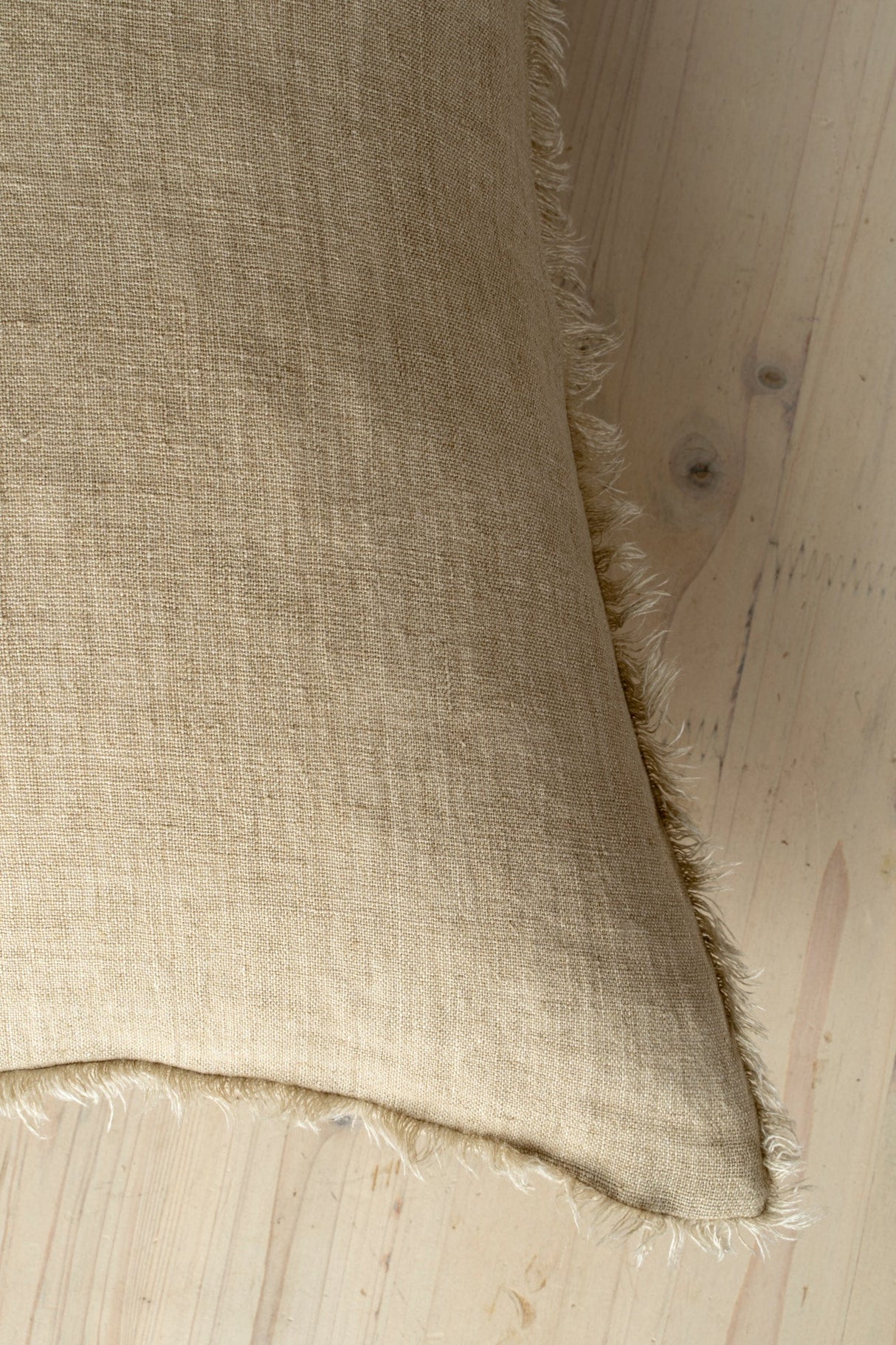 Lina Linen Pillow Dune Cover w/Filler, Set of 2 by Mercana at Eve Furniture