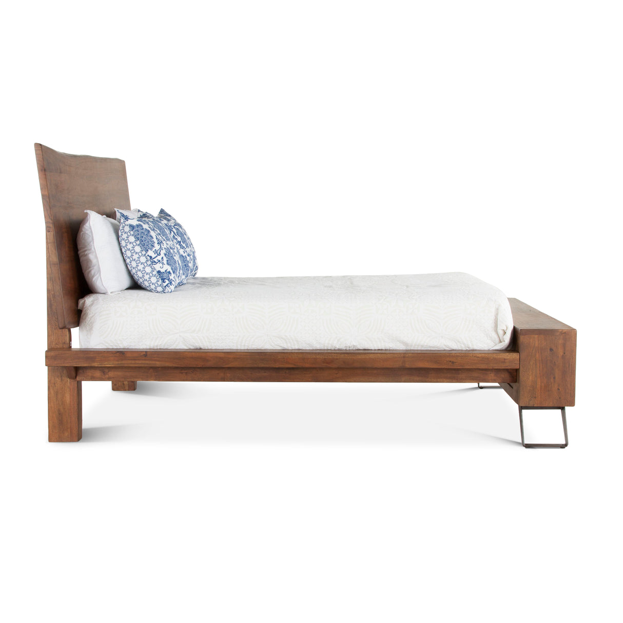 London Loft Queen in Walnut