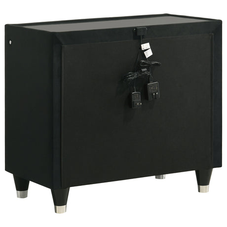 Lorient Black 4-Piece Eastern King Bedroom Set by Coaster at Eve Furniture