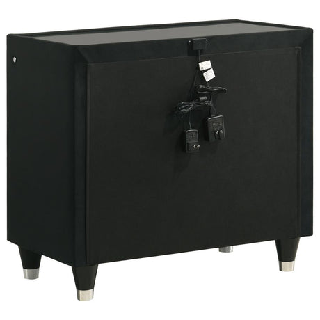 Lorient Black 5-piece Eastern King Bedroom Set by Coaster at Eve Furniture