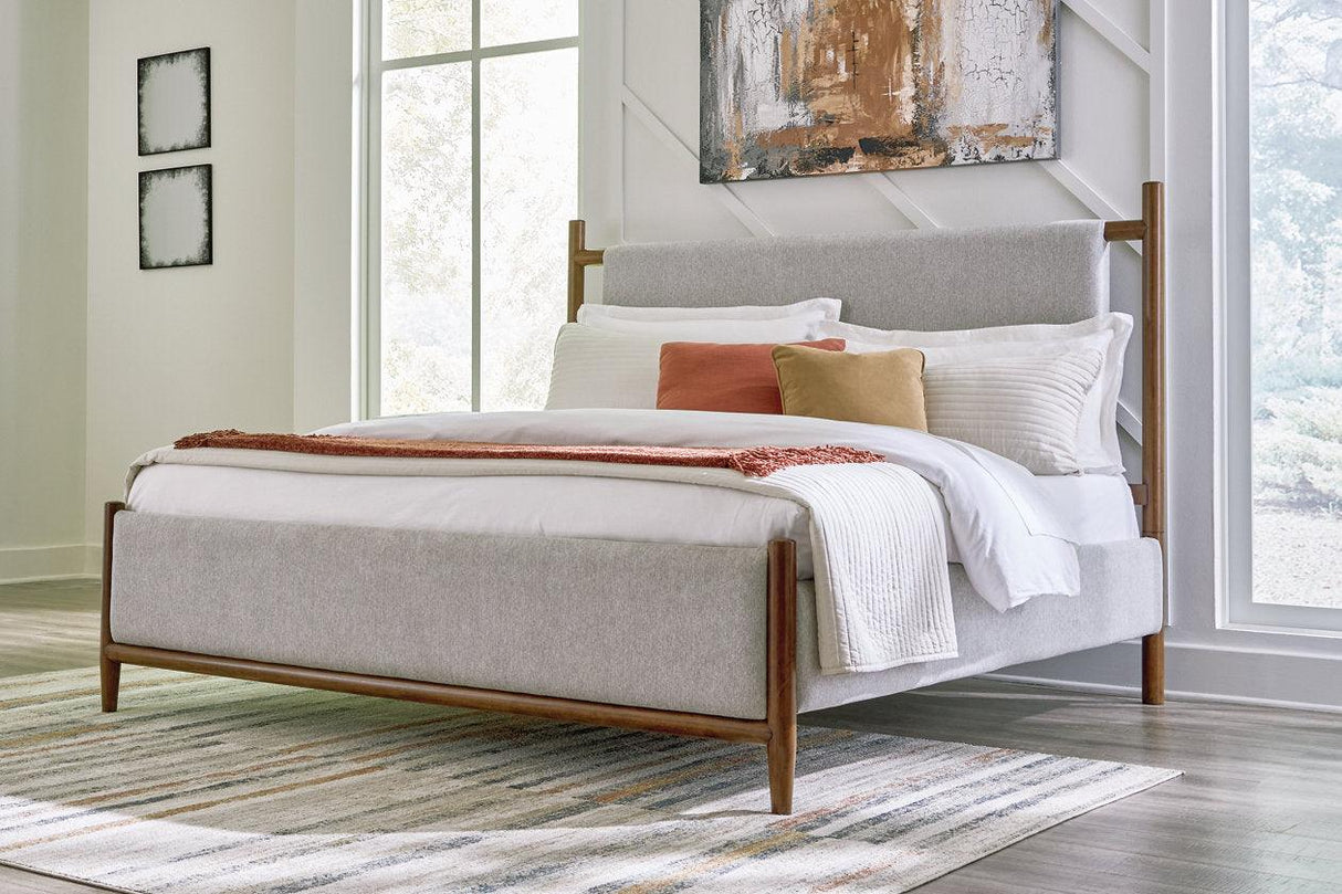 Lyncott Brown Queen Upholstered Panel Bed by Ashley at Eve Furniture
