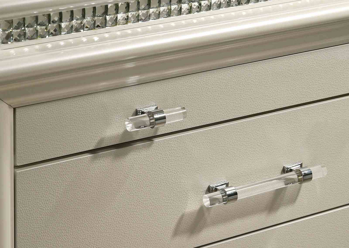Maddie Pearl White California King Bed