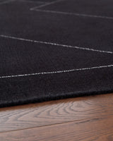 Marav Black/White Medium Rug by Ashley at Eve Furniture