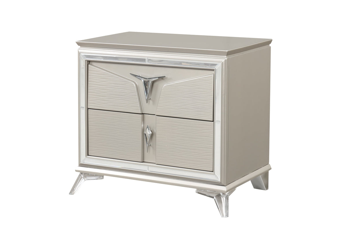 Master Queen Champagne Storage Bedroom Set by Happy Homes at Eve Furniture