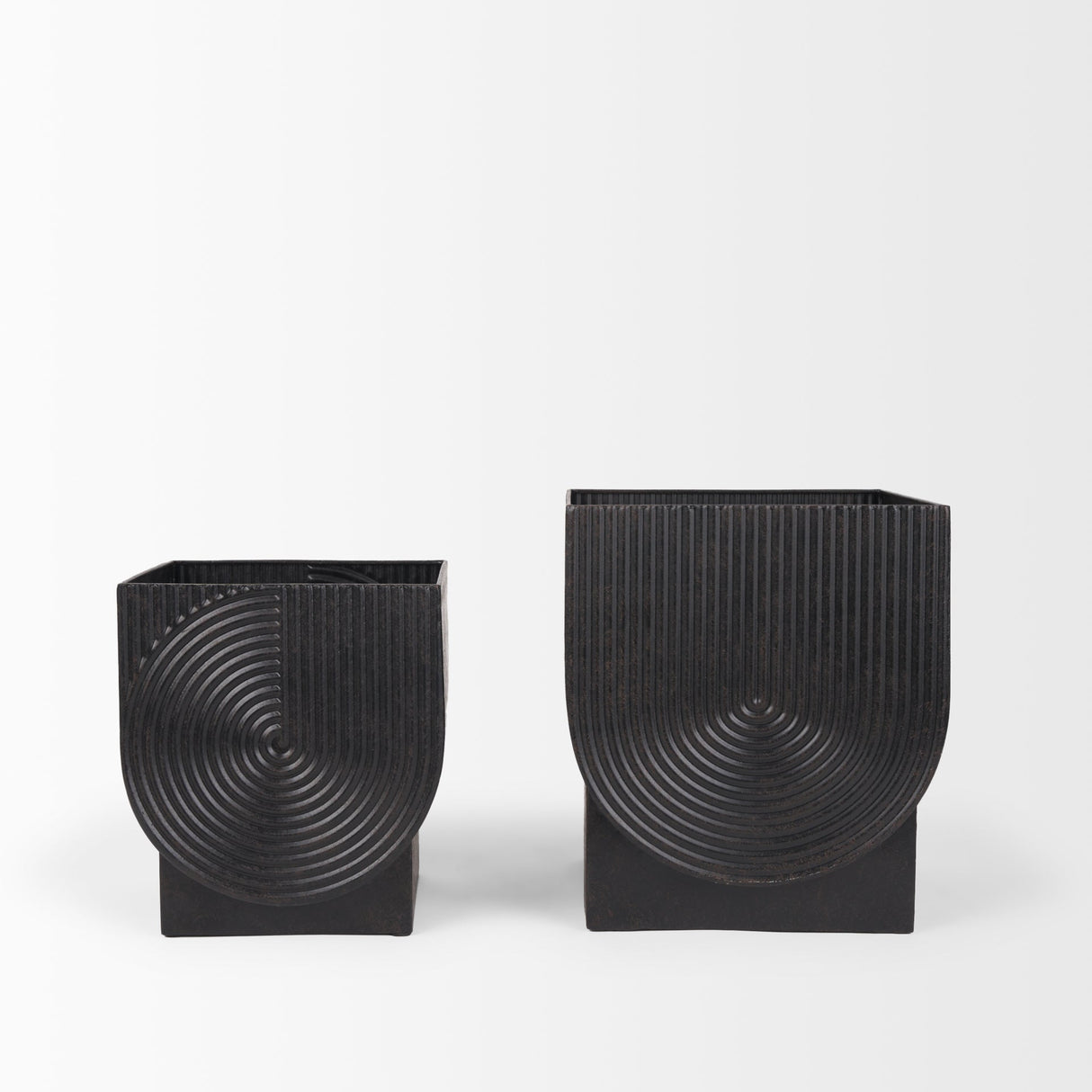 Medina Antiqued Black Metal Planters (Set of 2) by Mercana at Eve Furniture