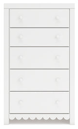 Mollviney White Chest of Drawers