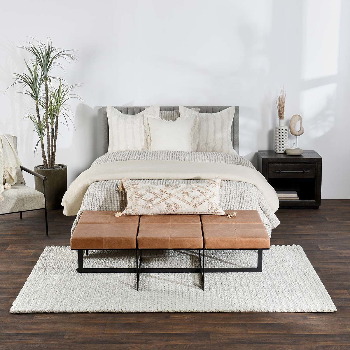 Oxnard Ivory Wool Rug by Classic Home at Eve Furniture