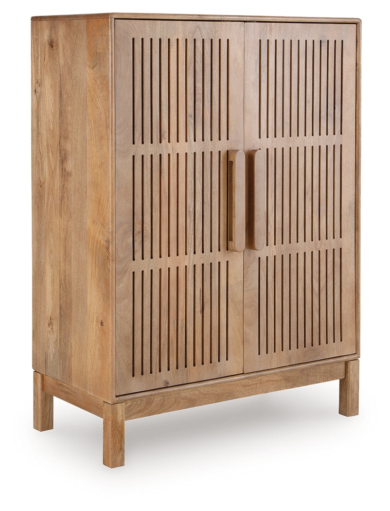 Pellamour Natural Brown Bar Cabinet by Ashley at Eve Furniture