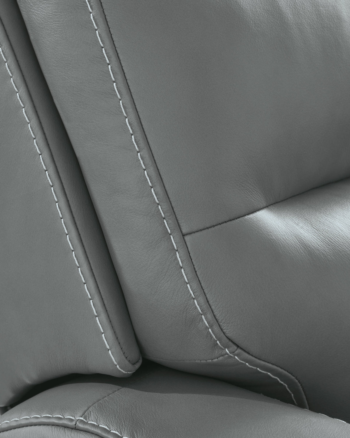 Pennacle Pier Tideon Power Recliner by Ashley at Eve Furniture