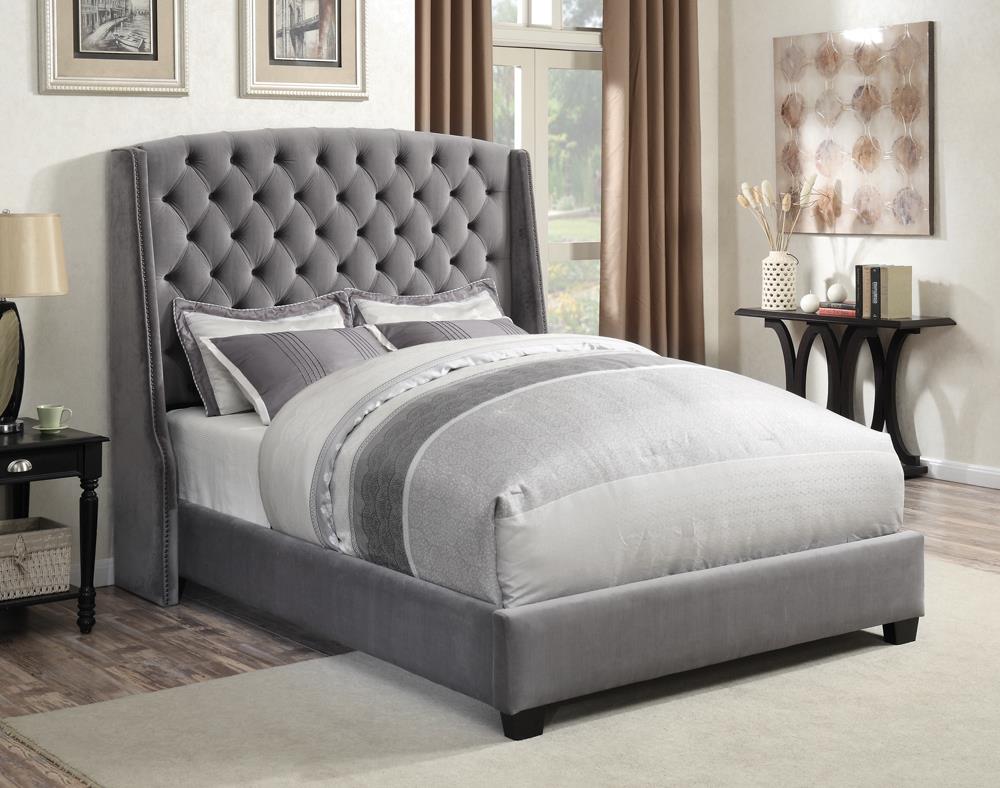 Pissarro California King Tufted Upholstered Bed Gray