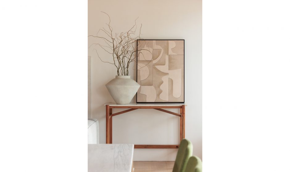 Raja Medium Decorative Vessel White by Moe's Home at Eve Furniture