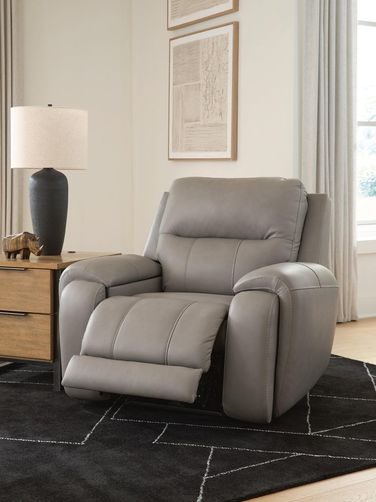Real Moments Ash Power Recliner w/Audio Seating