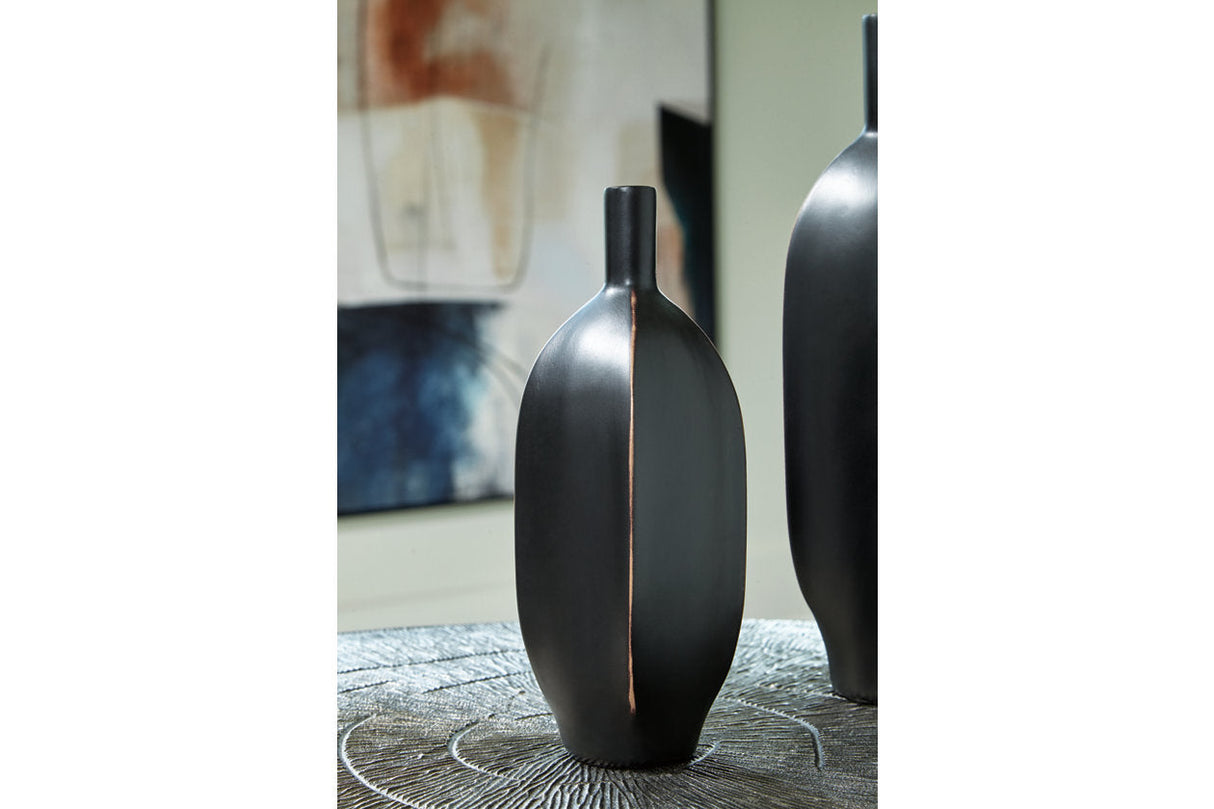 Rhaveney Black Vase by ASHLEY FURNITURE at Eve Furniture