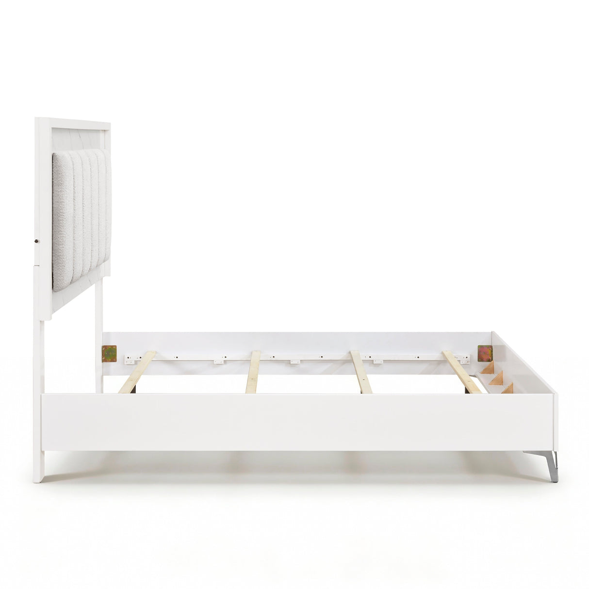 Ripple White Queen Bed by Homelegance at Eve Furniture