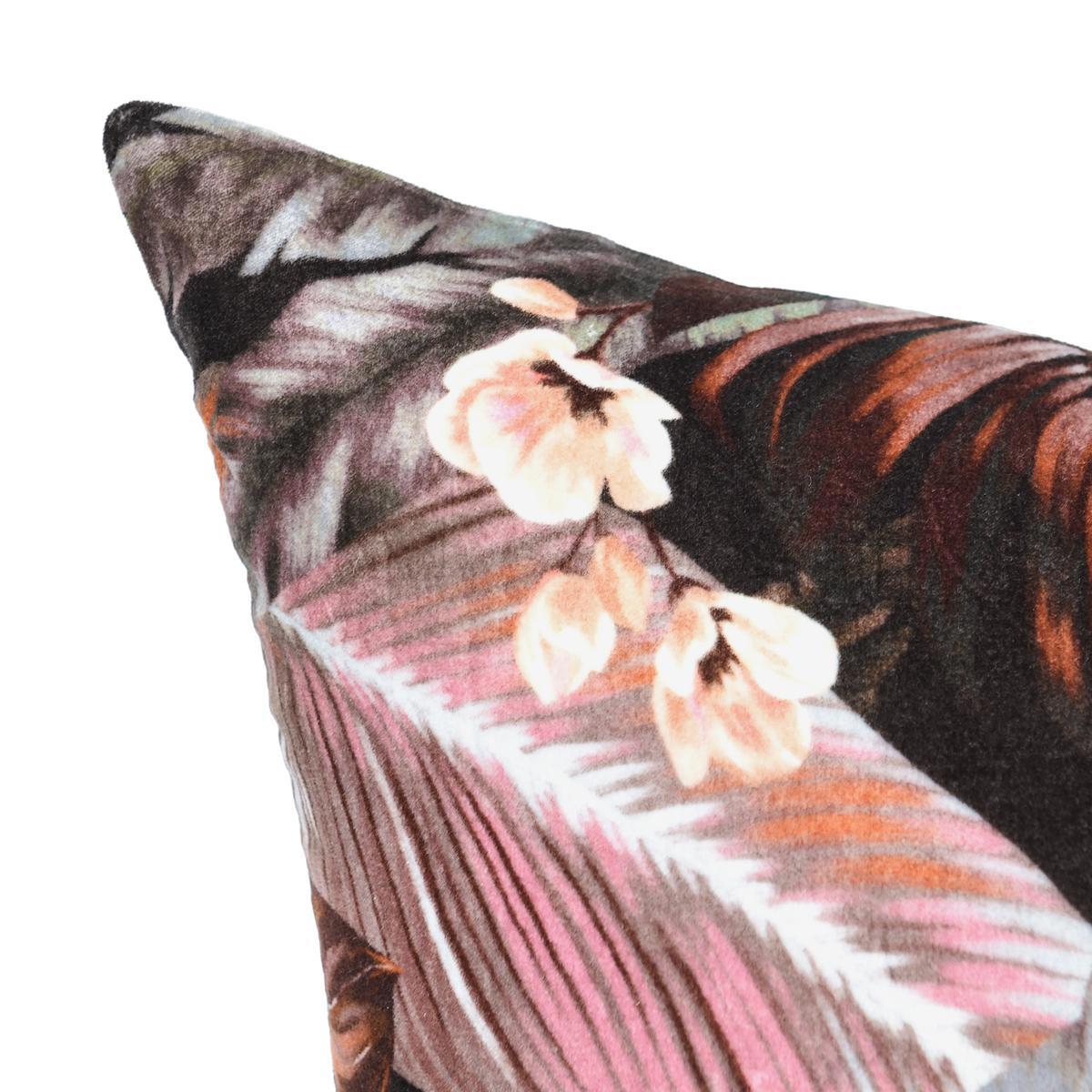 RO Makana Brown 22x22 Throw Pillow (Set of 2) by Classic Home at Eve Furniture