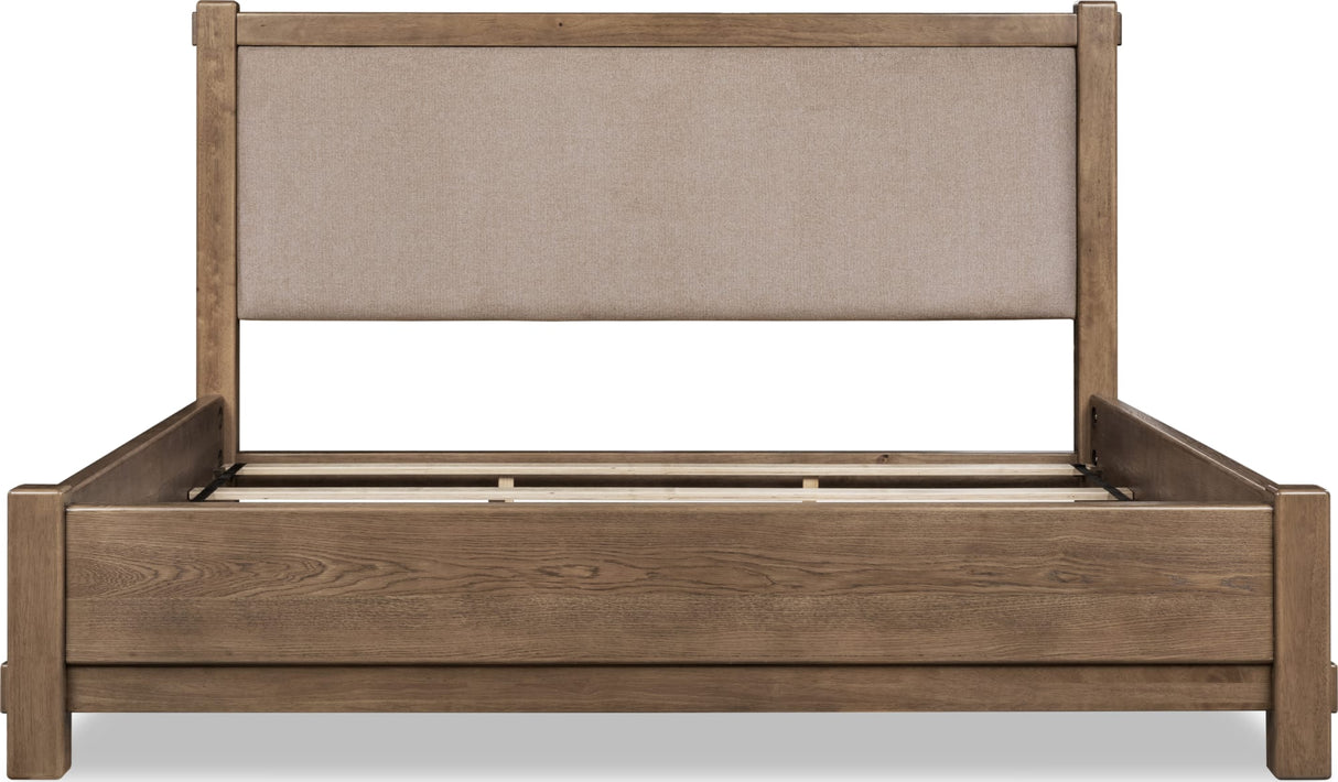Roycroft Butternut/Harvest Wood Queen Bed
