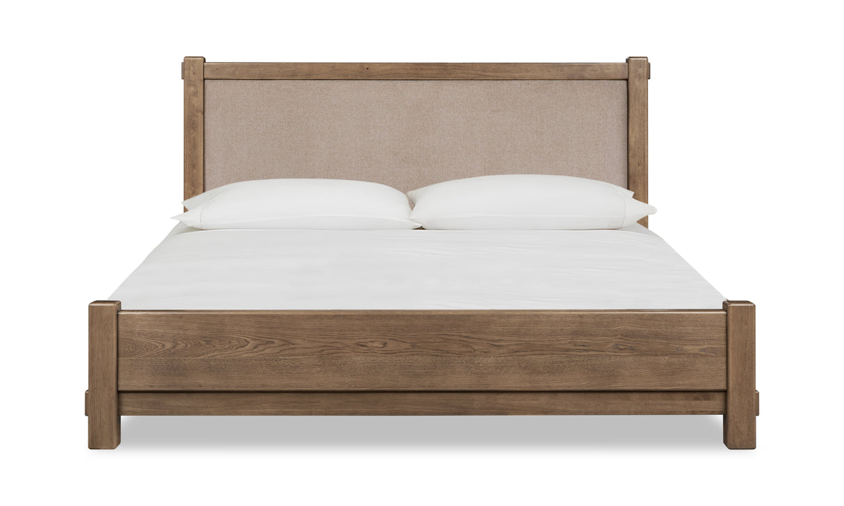 Roycroft Butternut/Harvest Wood Queen Bed