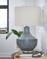 Schylarmont Antique Gray/White Table Lamp